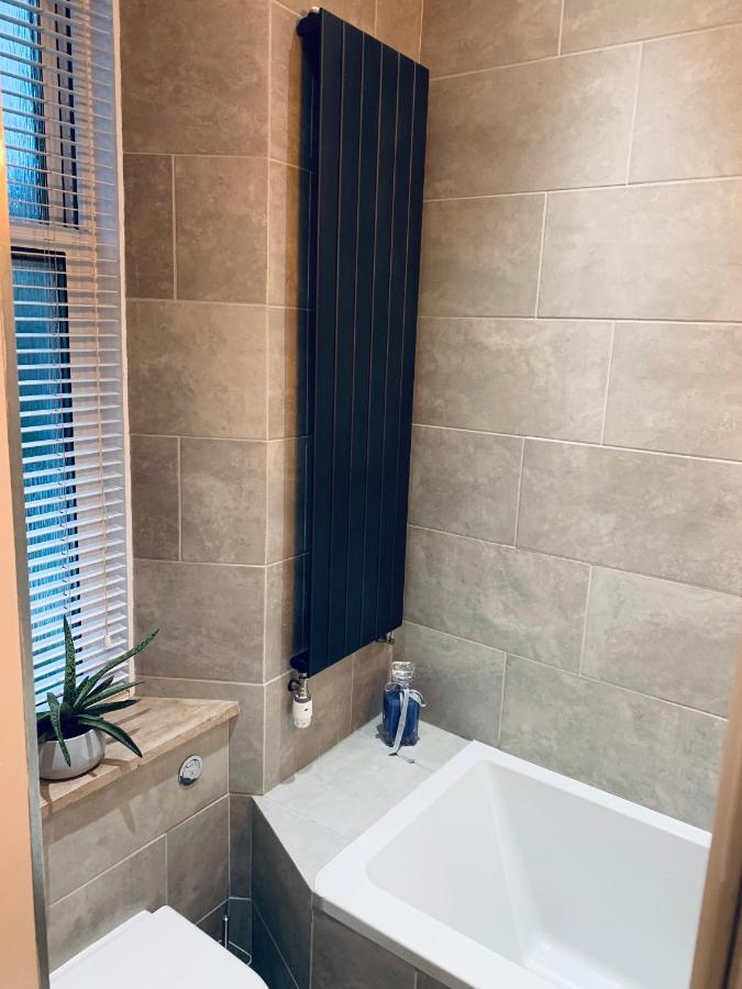 Bridge View Apt - Stunning River Tay Views Lägenhet Newport-On-Tay Exteriör bild